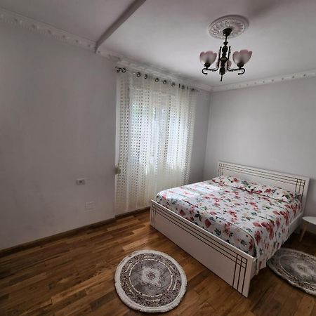Private Room On A Shared Apartament Near Durres Beach Екстер'єр фото